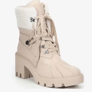 NWT Steve Madden Northern Boots